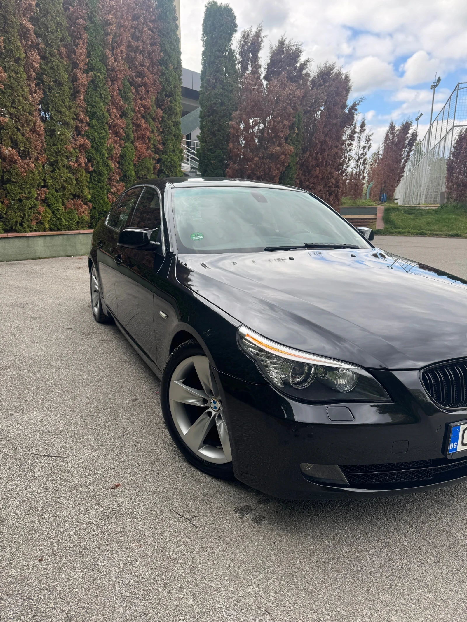BMW 520, снимка 8 - Автомобили и джипове - 54384793