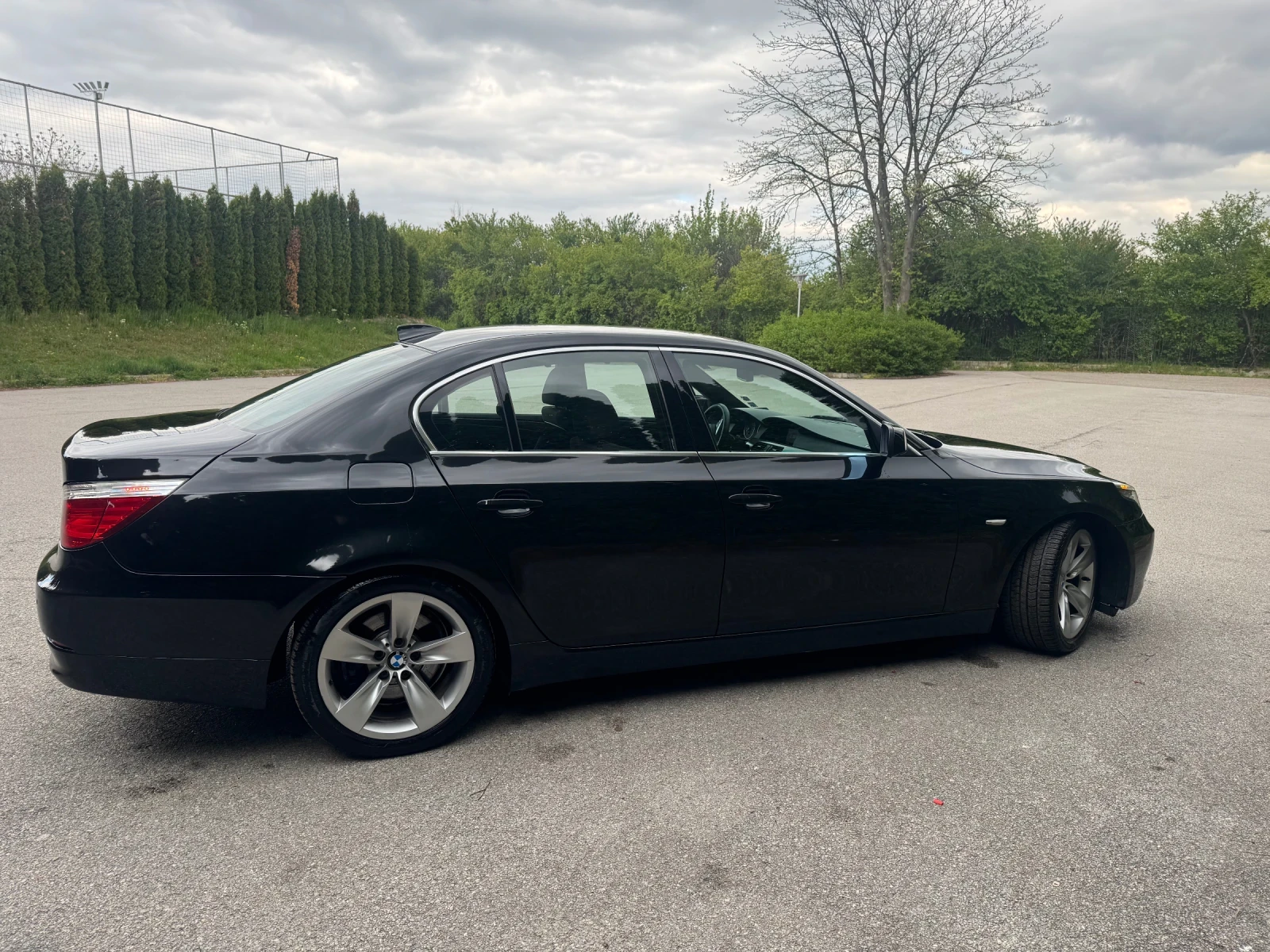 BMW 520, снимка 7 - Автомобили и джипове - 54384793