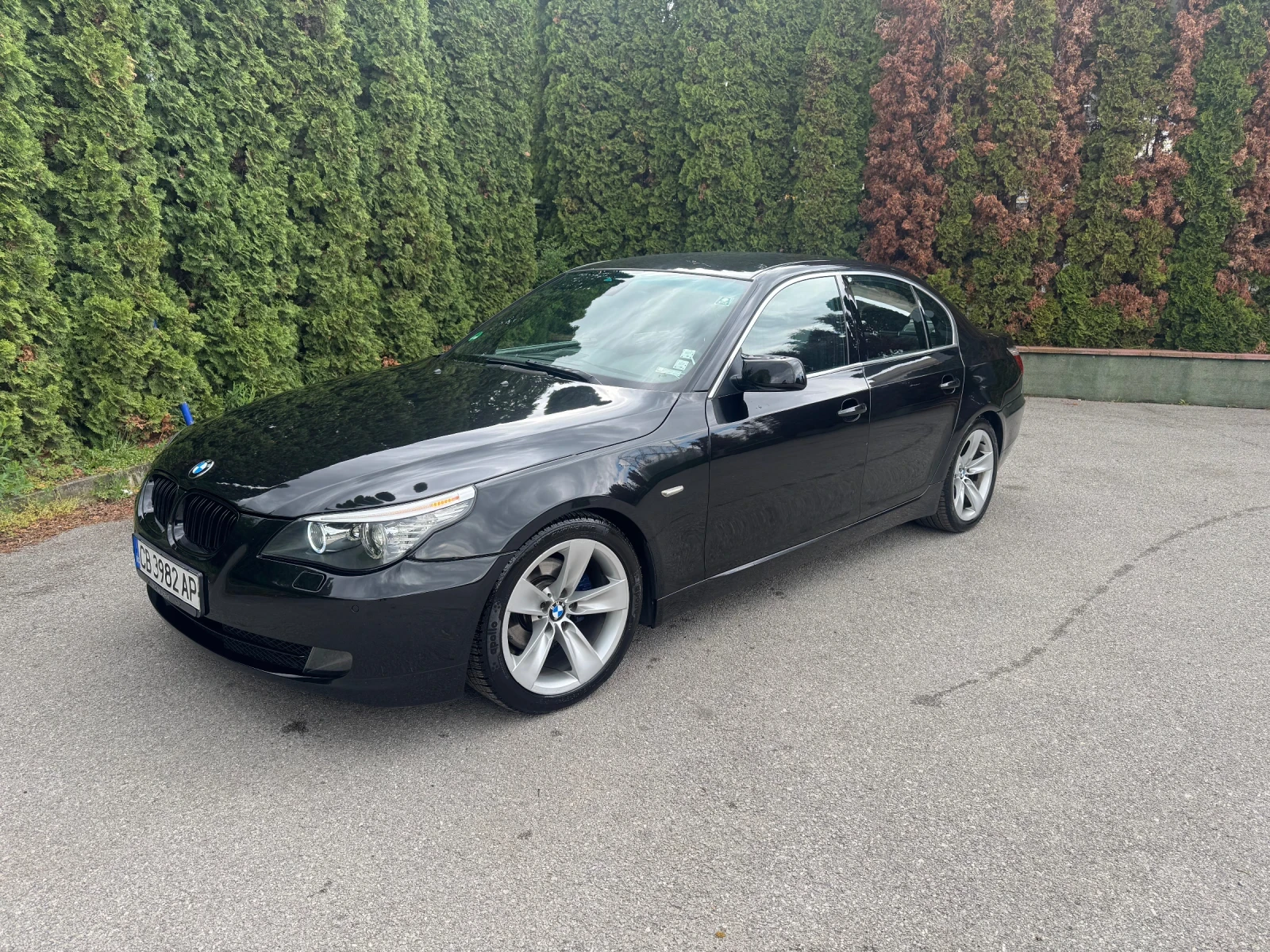 BMW 520, снимка 2 - Автомобили и джипове - 54384793