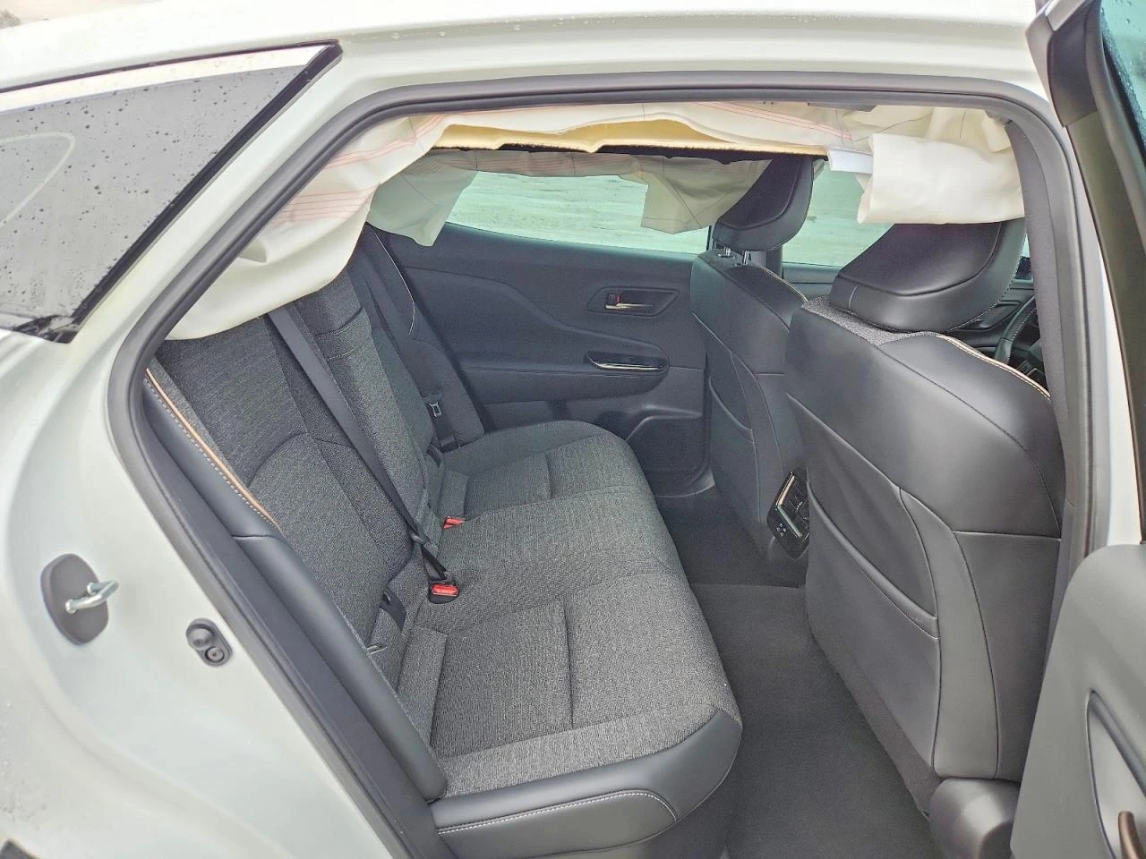 Toyota Crown XLE * CARFAX* , снимка 10 - Автомобили и джипове - 54395811