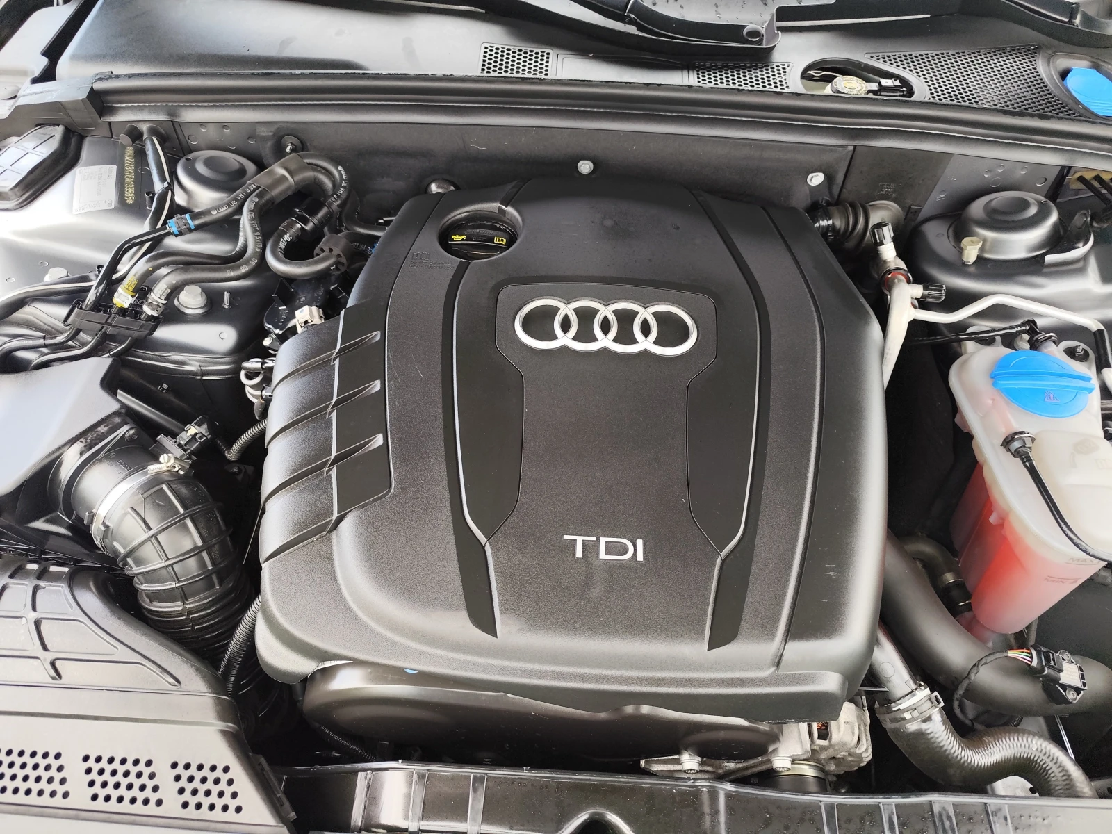 Audi A4 2.0TDi* АВТОМАТИК* NAVI* EURO5B* FACELIFT* , снимка 16 - Автомобили и джипове - 55033864