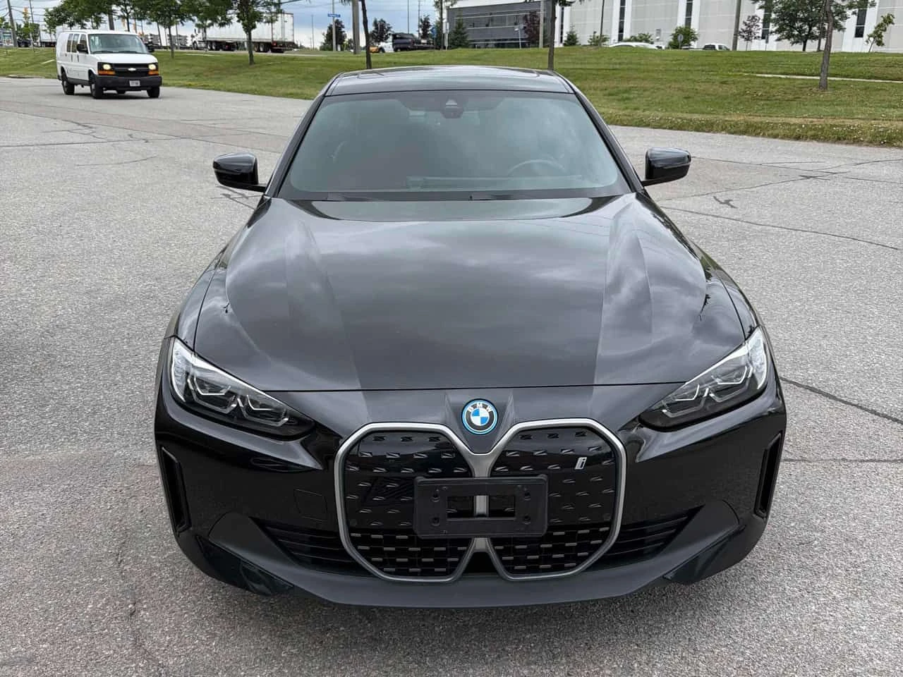 BMW i4 eDrive35 | CARFAX | БЕЗ ПЪРВОНАЧАЛНА ВНОСКА, снимка 5 - Автомобили и джипове - 55054234