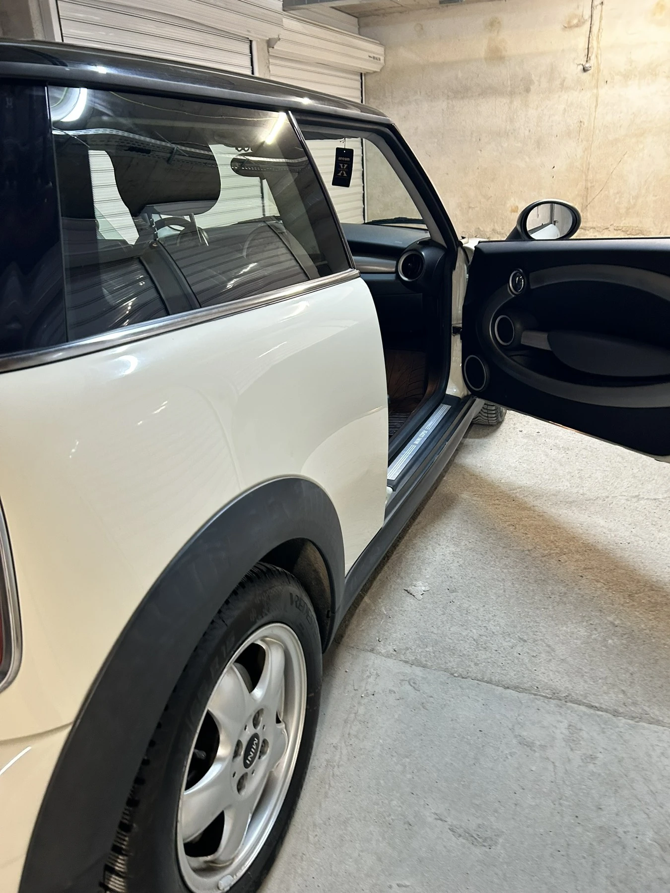 Mini Cooper R56, снимка 13 - Автомобили и джипове - 55735271