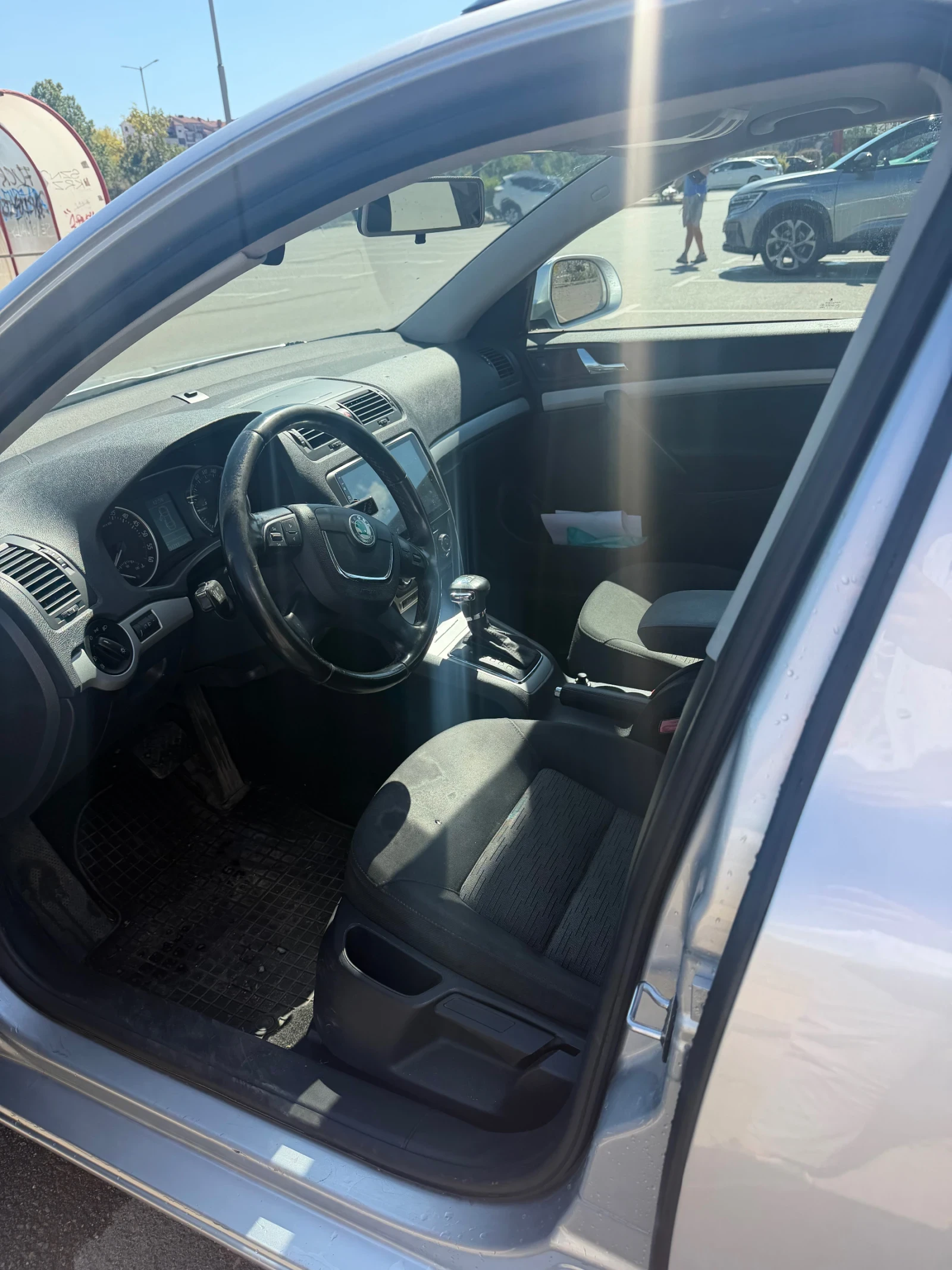 Skoda Octavia, снимка 6 - Автомобили и джипове - 56004948