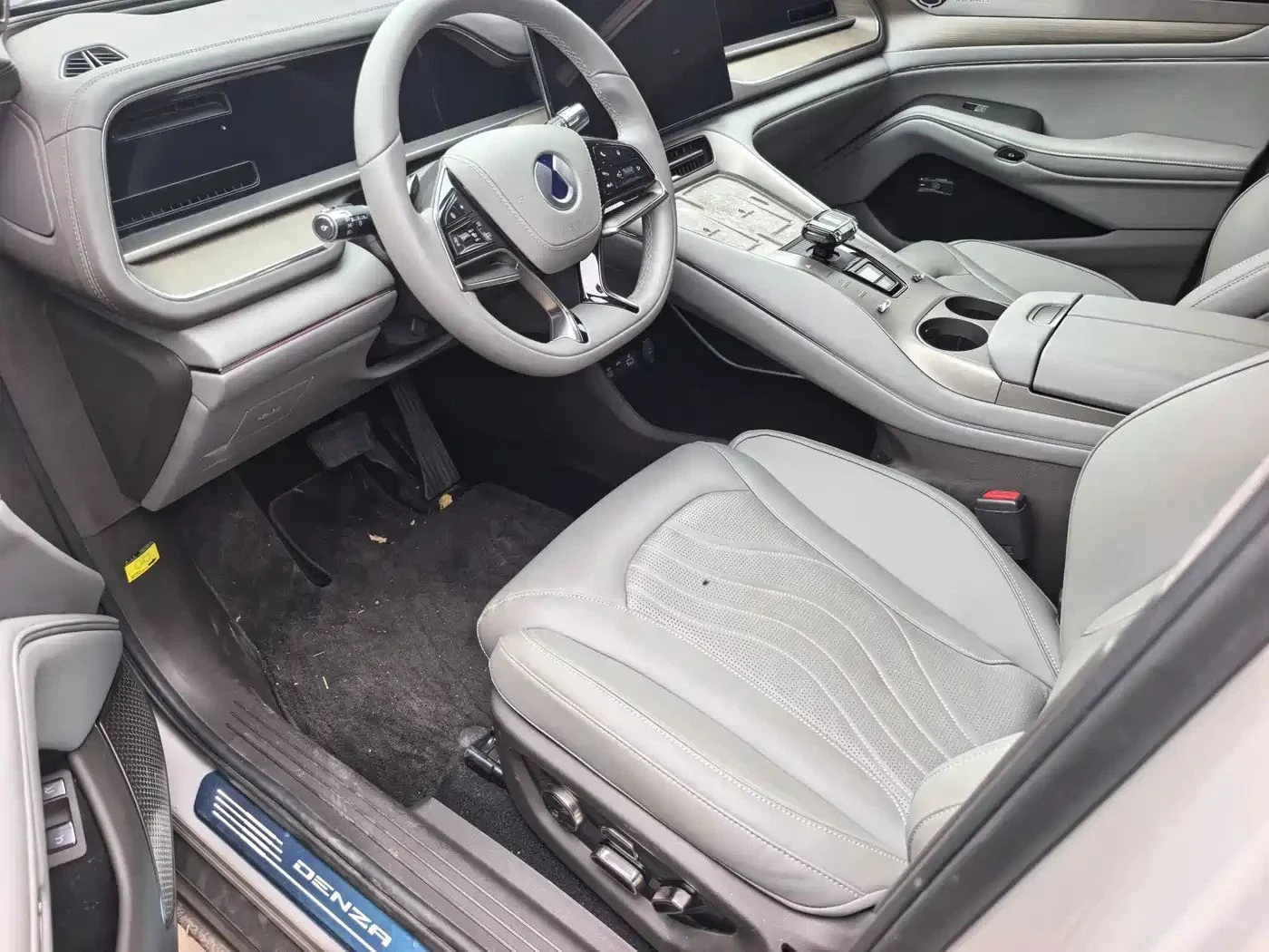 Denza N7 | Mobile.bg � ����������� 4