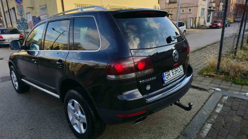 VW Touareg, снимка 6 - Автомобили и джипове - 48278169