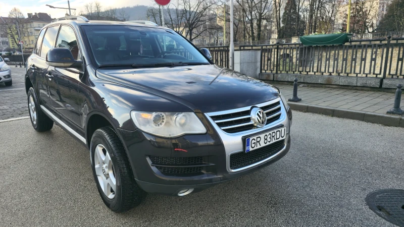 VW Touareg, снимка 1 - Автомобили и джипове - 48278169