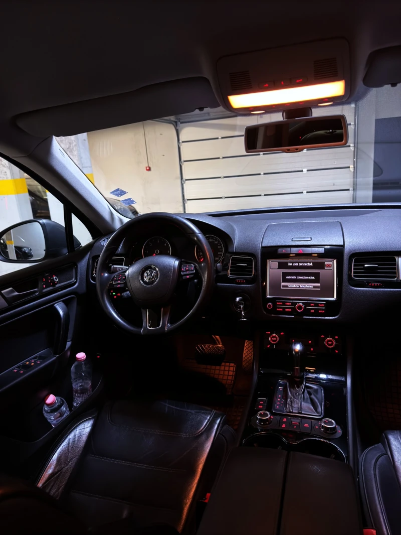 VW Touareg 3.0 TDI, снимка 11 - Автомобили и джипове - 48851048