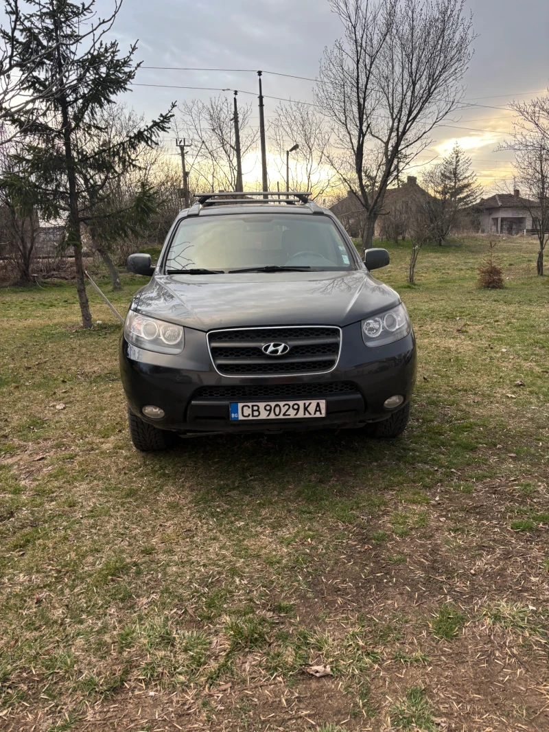 Hyundai Santa fe 2, 7 Газов Инжекцион 7 места, снимка 1 - Автомобили и джипове - 49470440