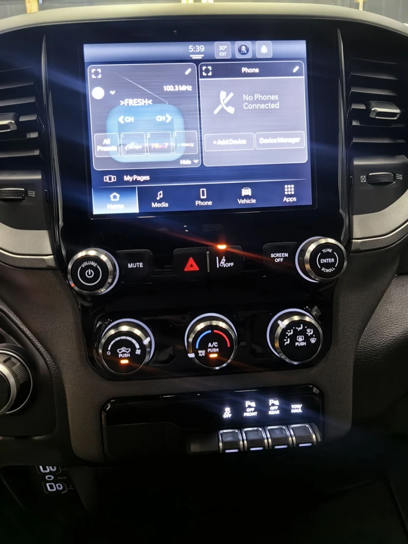 Dodge RAM 1500 3.6* LIMITED* E-TORQUE* 16000KM* ЧИСТО НОВ* , снимка 11 - Автомобили и джипове - 51455709