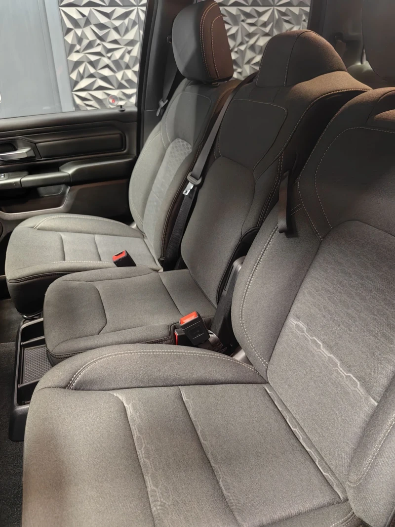 Dodge RAM 1500 3.6* LIMITED* E-TORQUE* 16000KM* ЧИСТО НОВ* , снимка 13 - Автомобили и джипове - 51455709