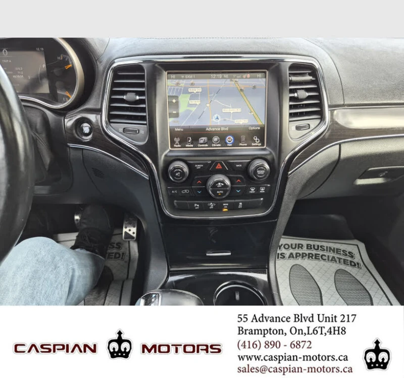 Jeep Grand cherokee Overlander* 8ZF* ALPINE* BLUE-RAY* BLINDSPOT* ПАНО, снимка 12 - Автомобили и джипове - 52639000