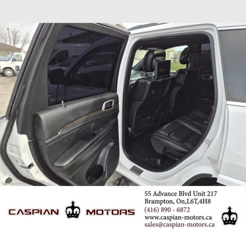 Jeep Grand cherokee Overlander* 8ZF* ALPINE* BLUE-RAY* BLINDSPOT* ПАНО, снимка 15 - Автомобили и джипове - 52639000