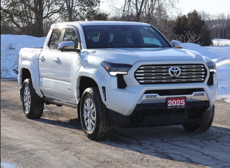 Toyota Tacoma LIMITED | HYBRID | 14INCH TOUCH SCREEN | JBL