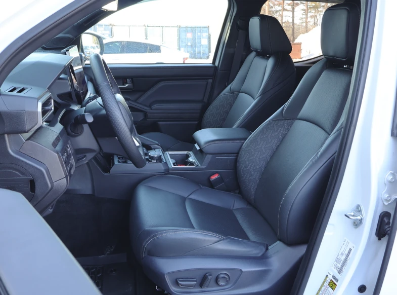 Toyota Tacoma LIMITED | HYBRID | 14INCH TOUCH SCREEN | JBL, снимка 10 - Автомобили и джипове - 54483250