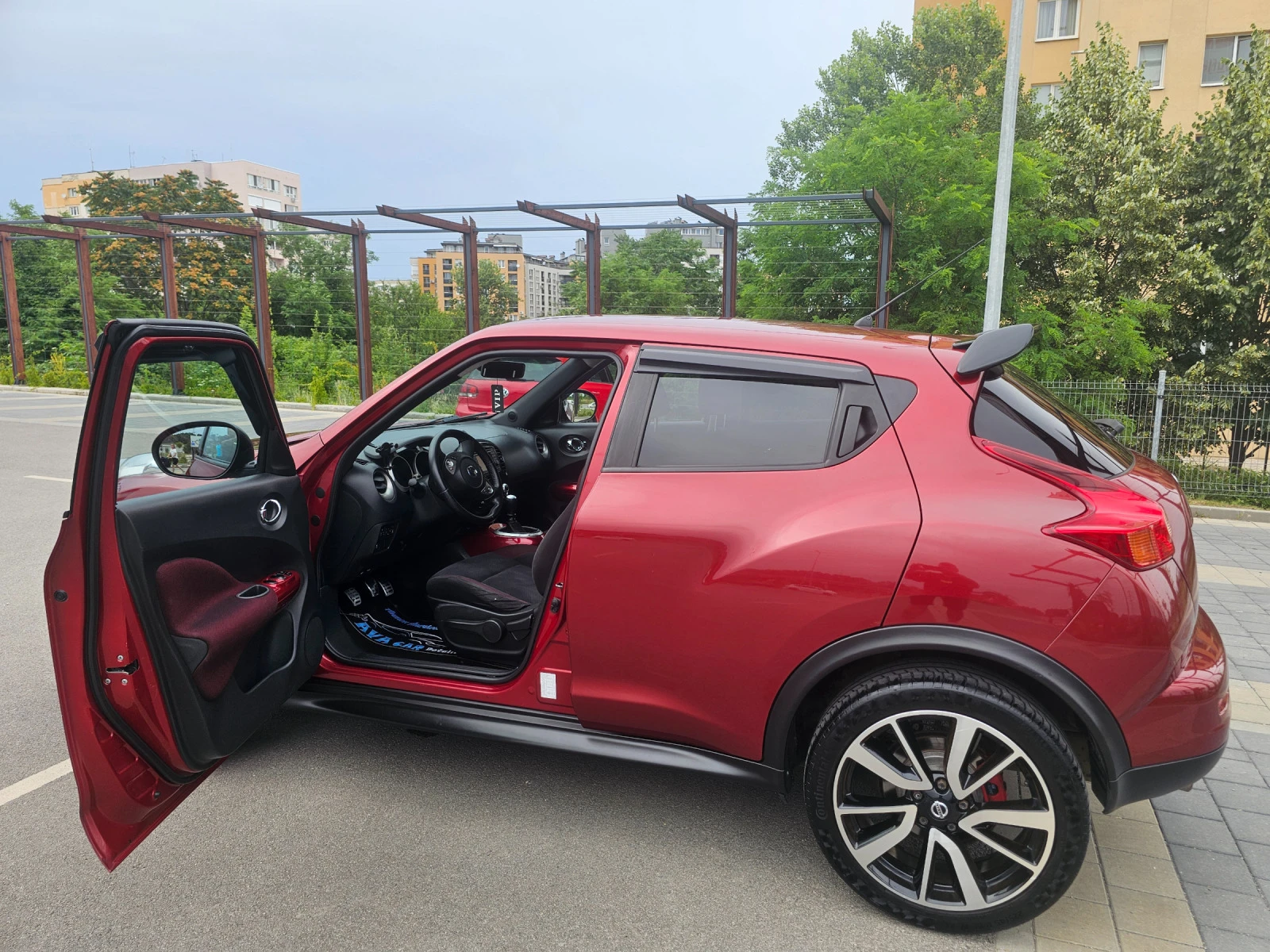 Nissan Juke 1.6 турбо - изображение 10