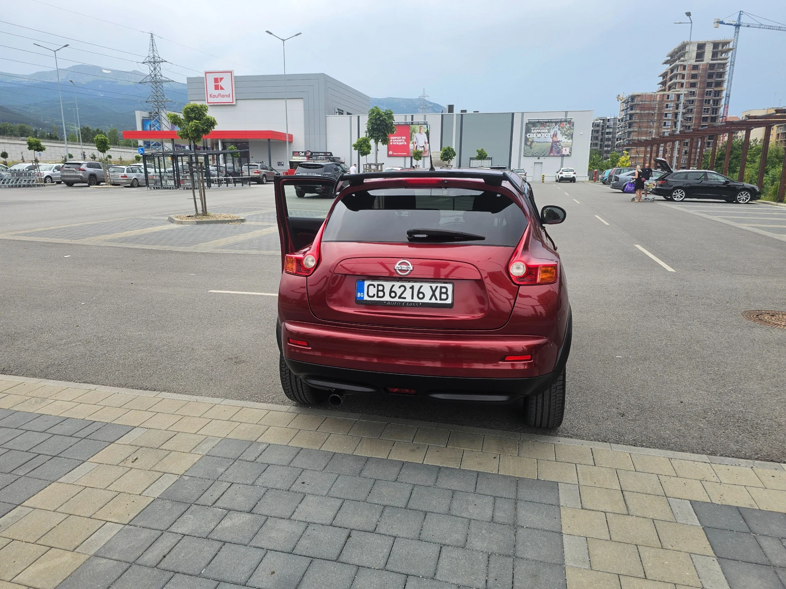 Nissan Juke 1.6 турбо - изображение 3