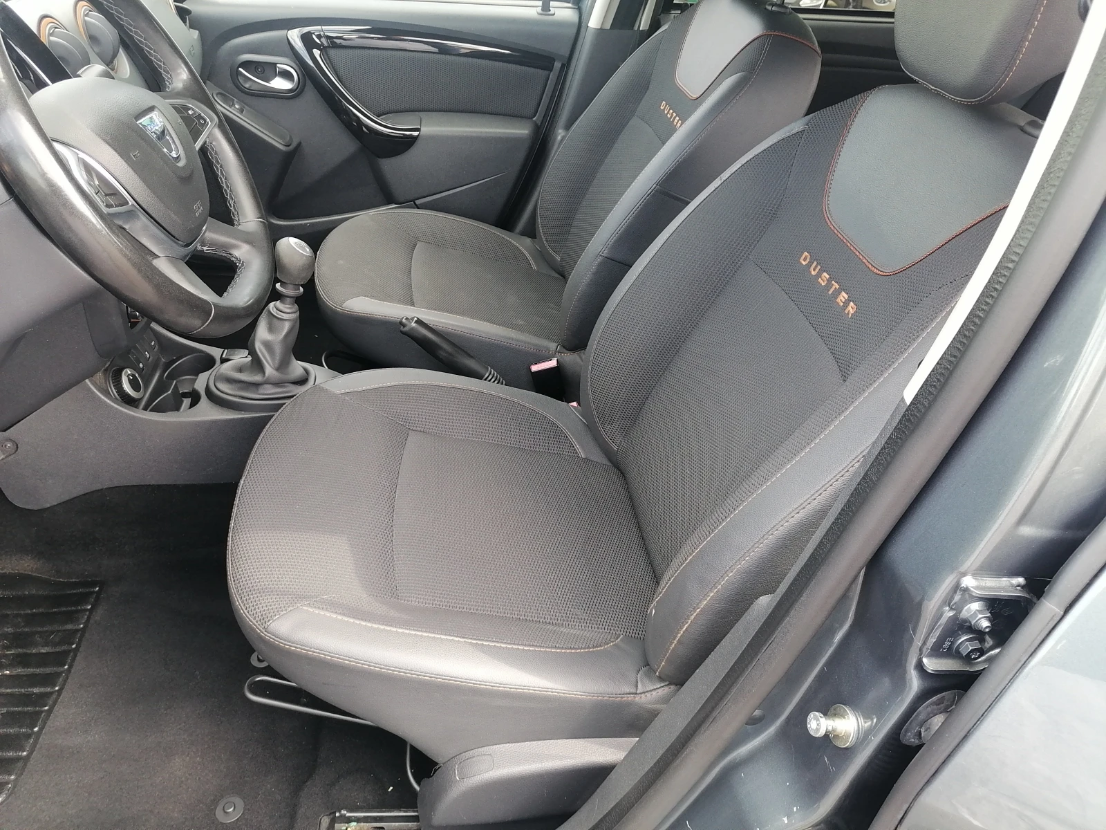 Dacia Duster 1.2i 4x4 | Mobile.bg — изображение 12