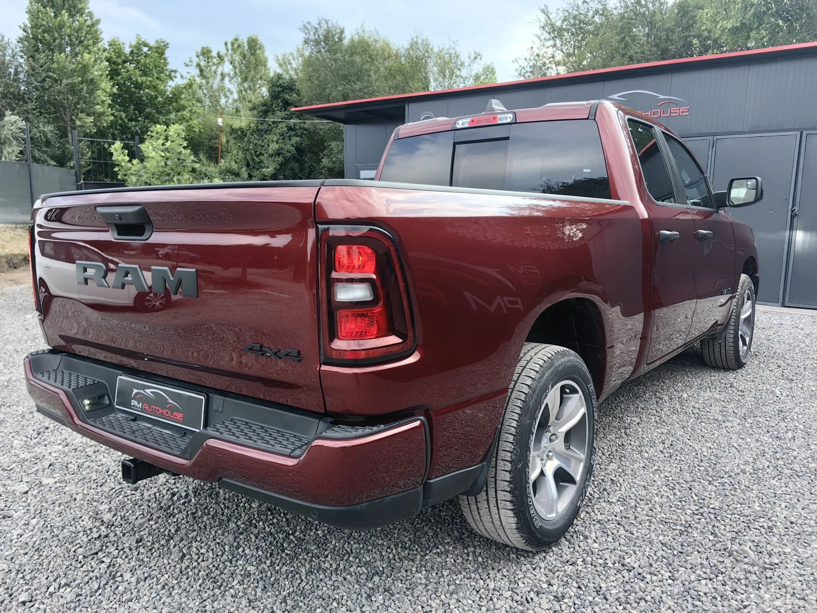 Dodge RAM 1500 5.7* V8* LIMITED* E-TORQUE* 16000KM* ЧИСТО НОВ*  - изображение 4