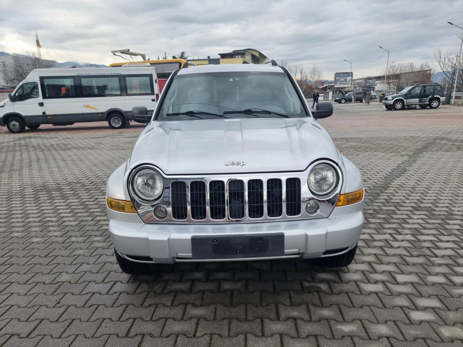 Jeep Cherokee 2.8 CRD | Mobile.bg � ����������� 8
