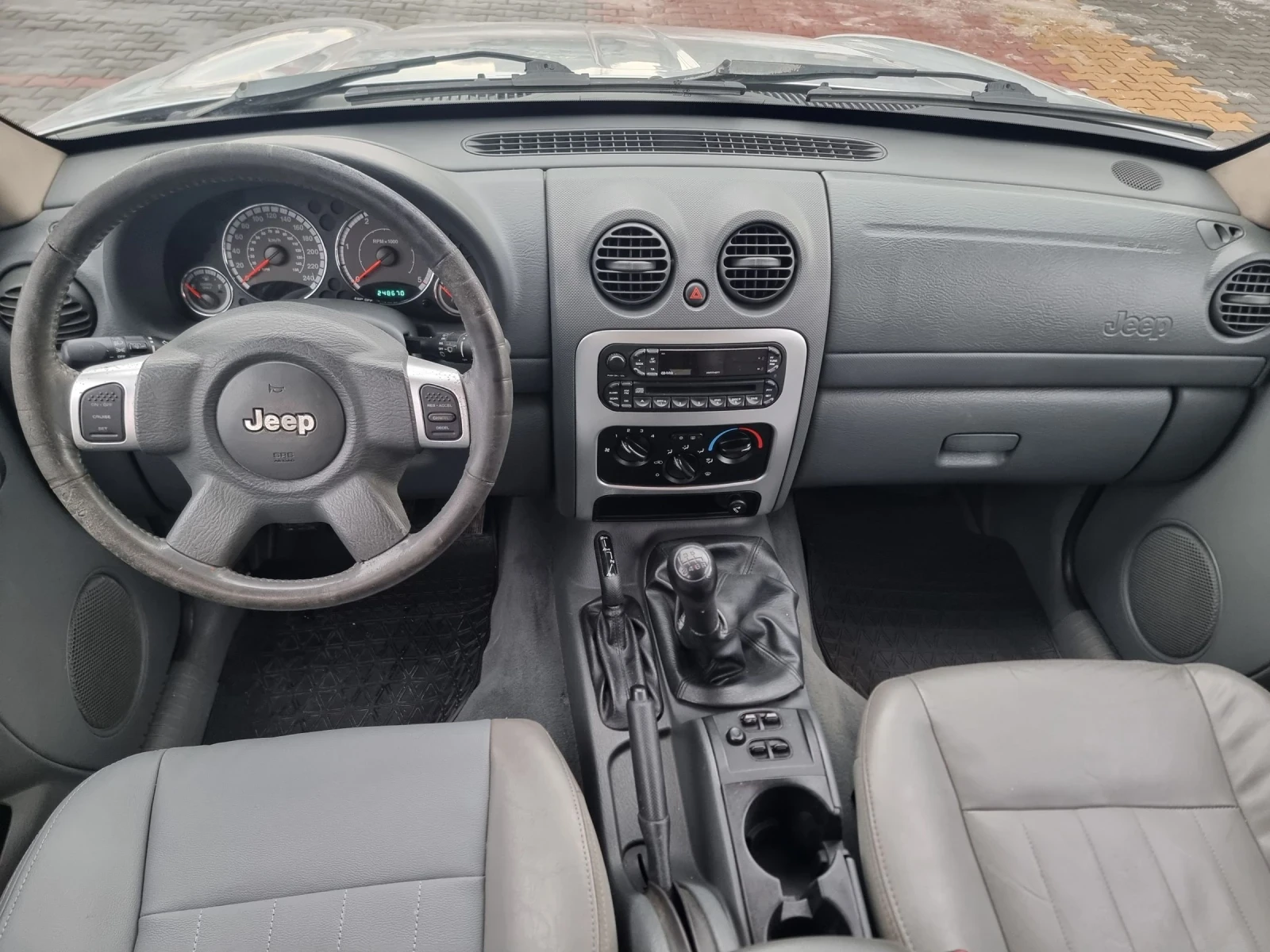 Jeep Cherokee 2.8 CRD | Mobile.bg � ����������� 9