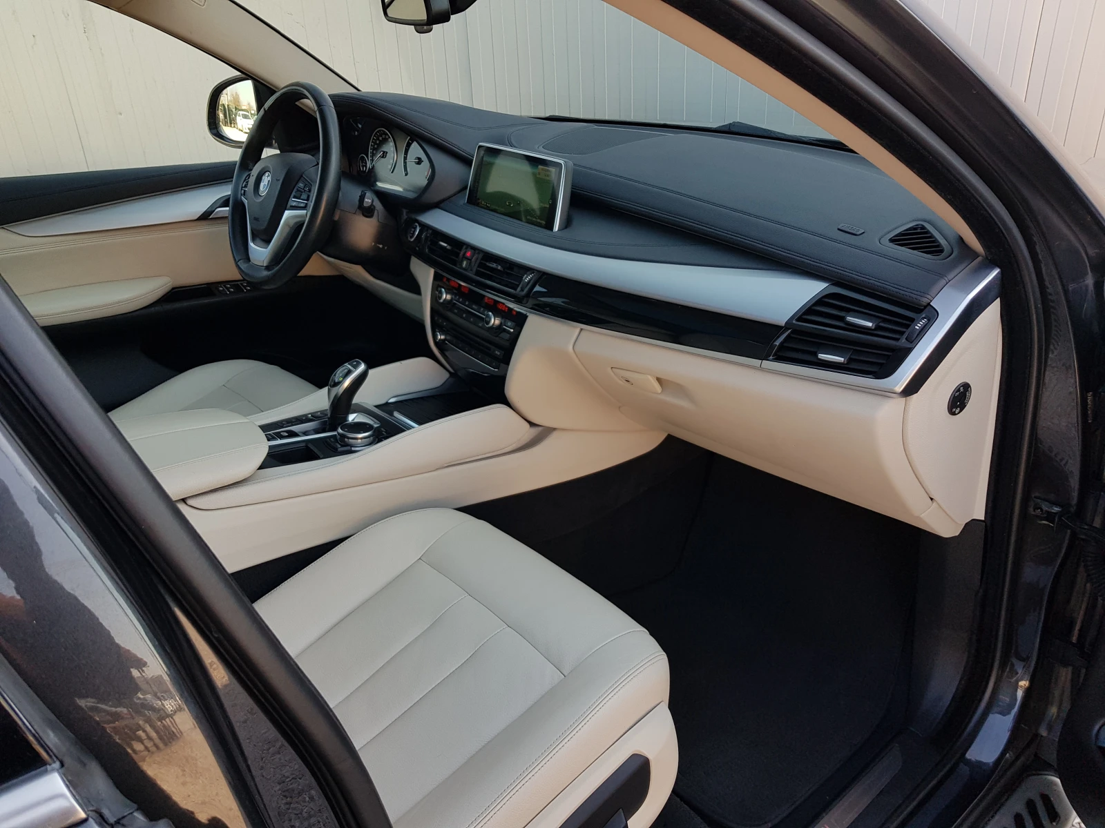 BMW X6 3.0 D XDRIVE - 258 к.с. ЛИЗИНГ, снимка 11 - Автомобили и джипове - 53746319