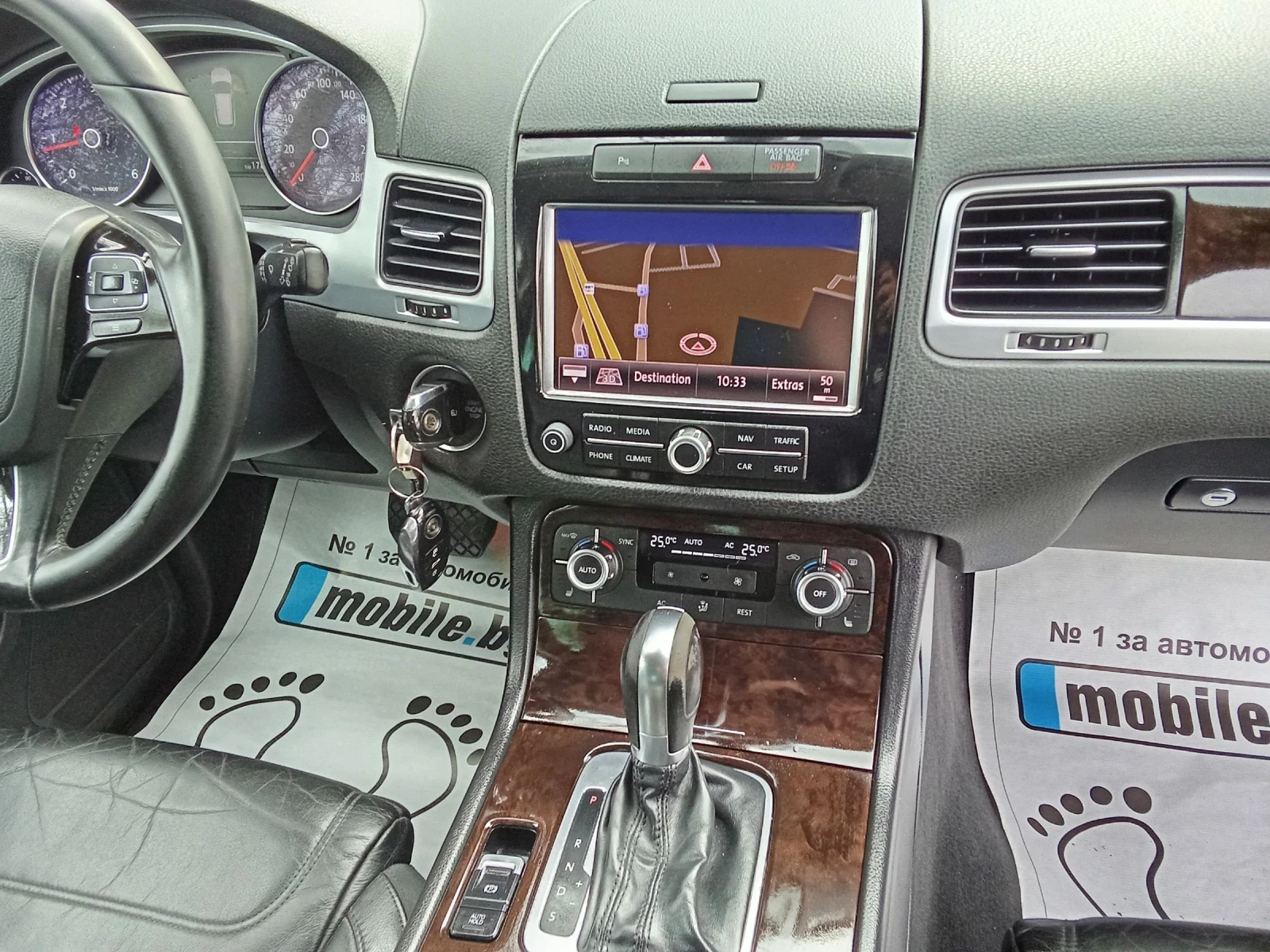 VW Touareg 3.0TDI - LED - NAVI - КОЖА, снимка 15 - Автомобили и джипове - 53931556