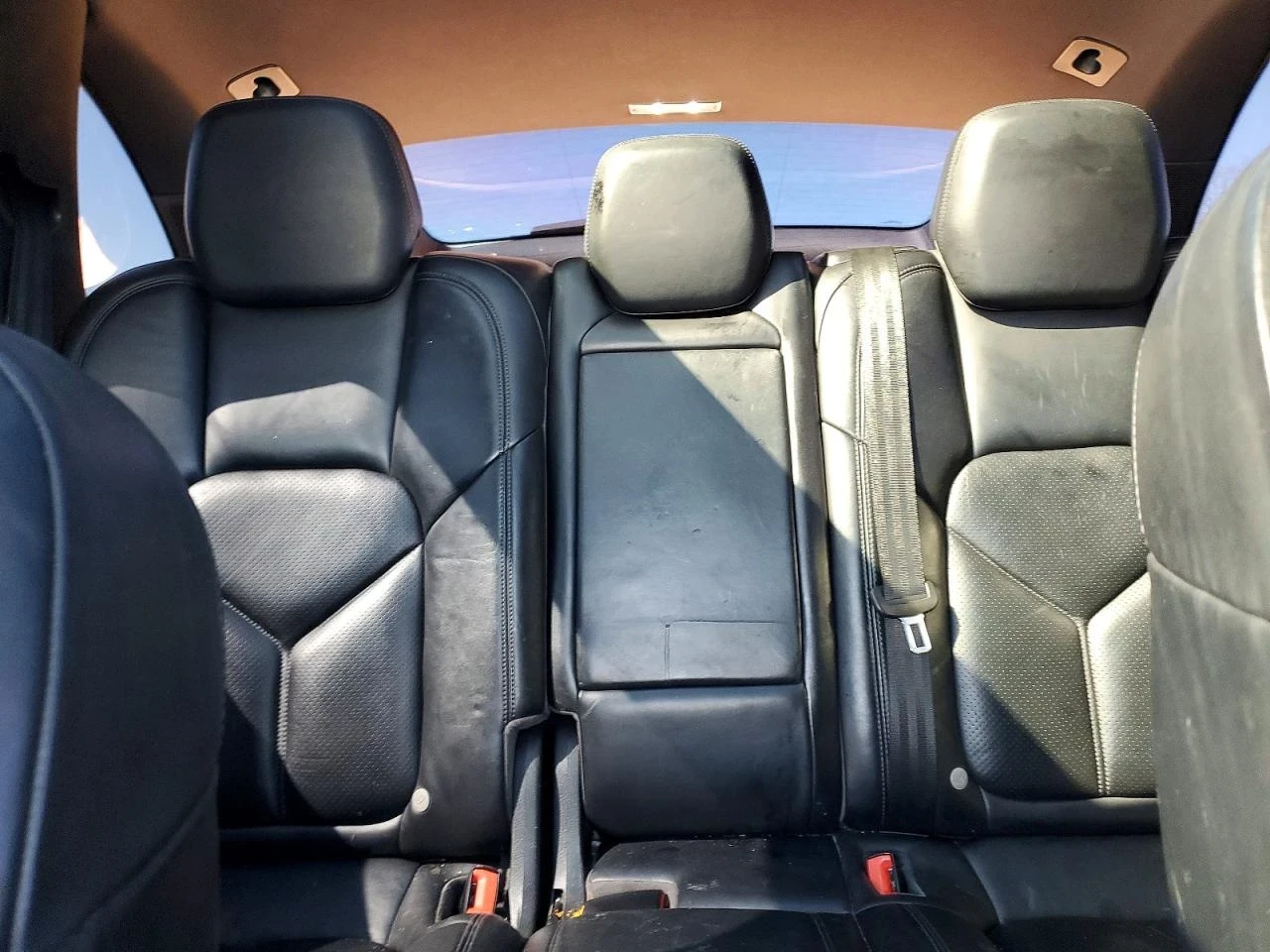 Porsche Cayenne 3.6i - Панорама - Подгрев - Обдухване - Очаква дос, снимка 10 - Автомобили и джипове - 53952578