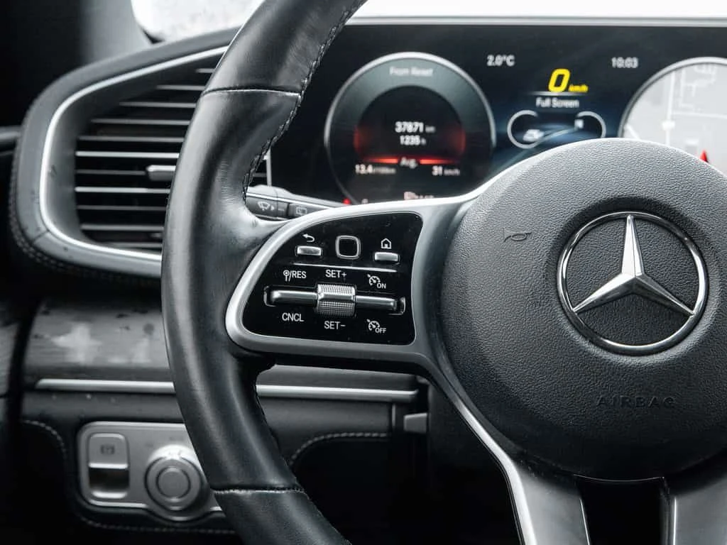 Mercedes-Benz GLE * 350 | 4MATIC | FULLY LOADED | LOW KMS | * CARFAX, снимка 12 - Автомобили и джипове - 54124529