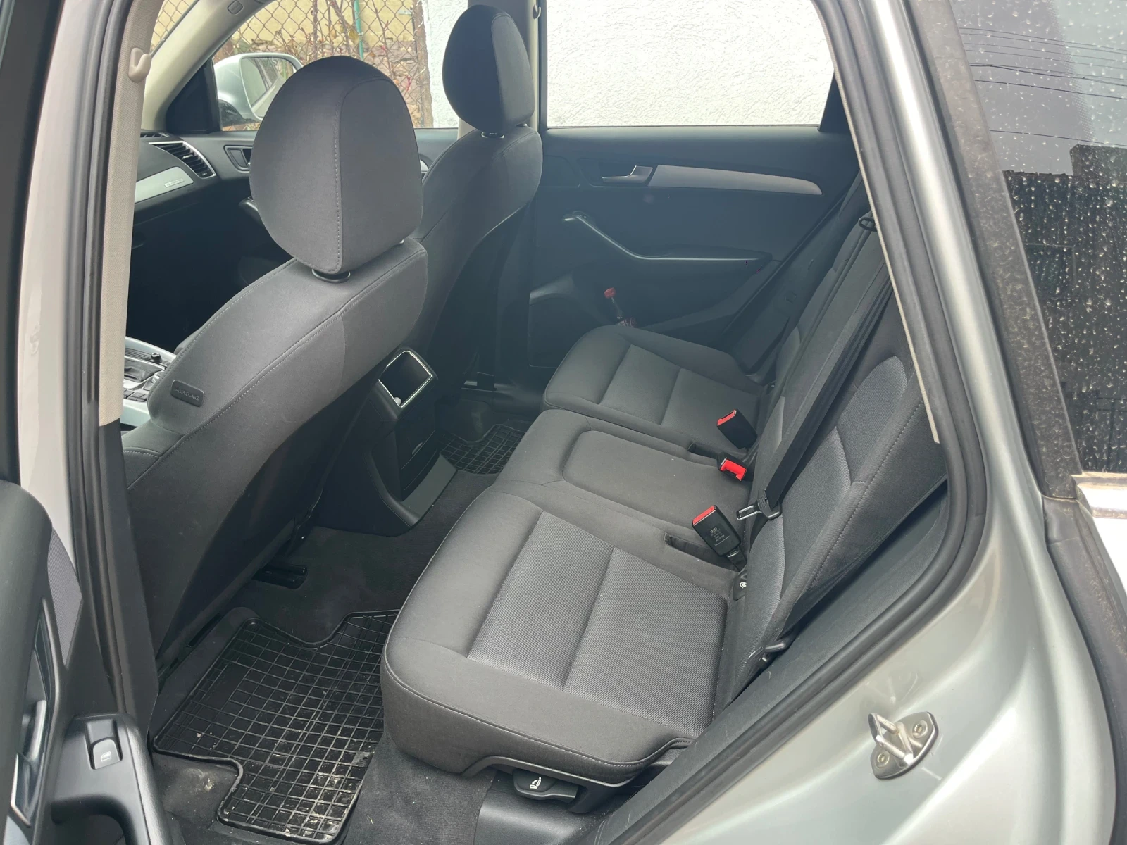 Audi Q5 2.0 TDI, снимка 8 - Автомобили и джипове - 54293646