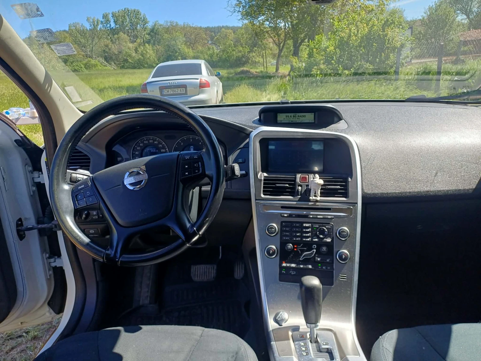 Volvo XC60, снимка 6 - Автомобили и джипове - 54555390