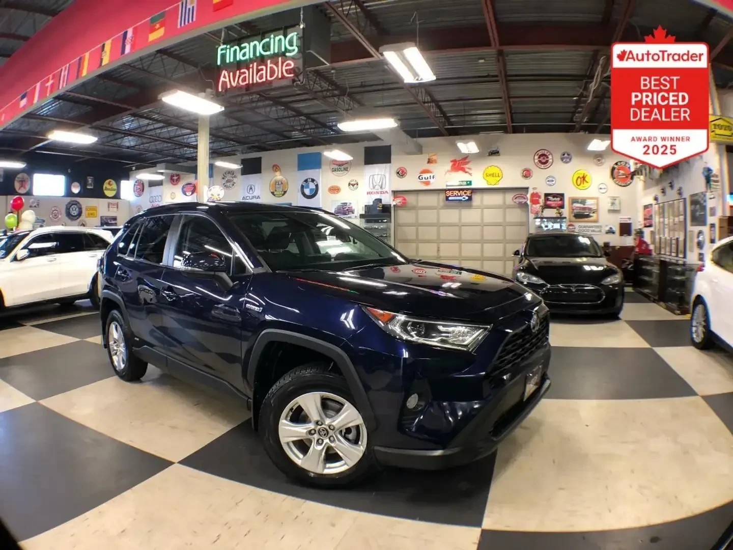 Toyota Rav4 XLE HYBRID AWD PANO CAMERA ACC CARPLAY KEYLESS