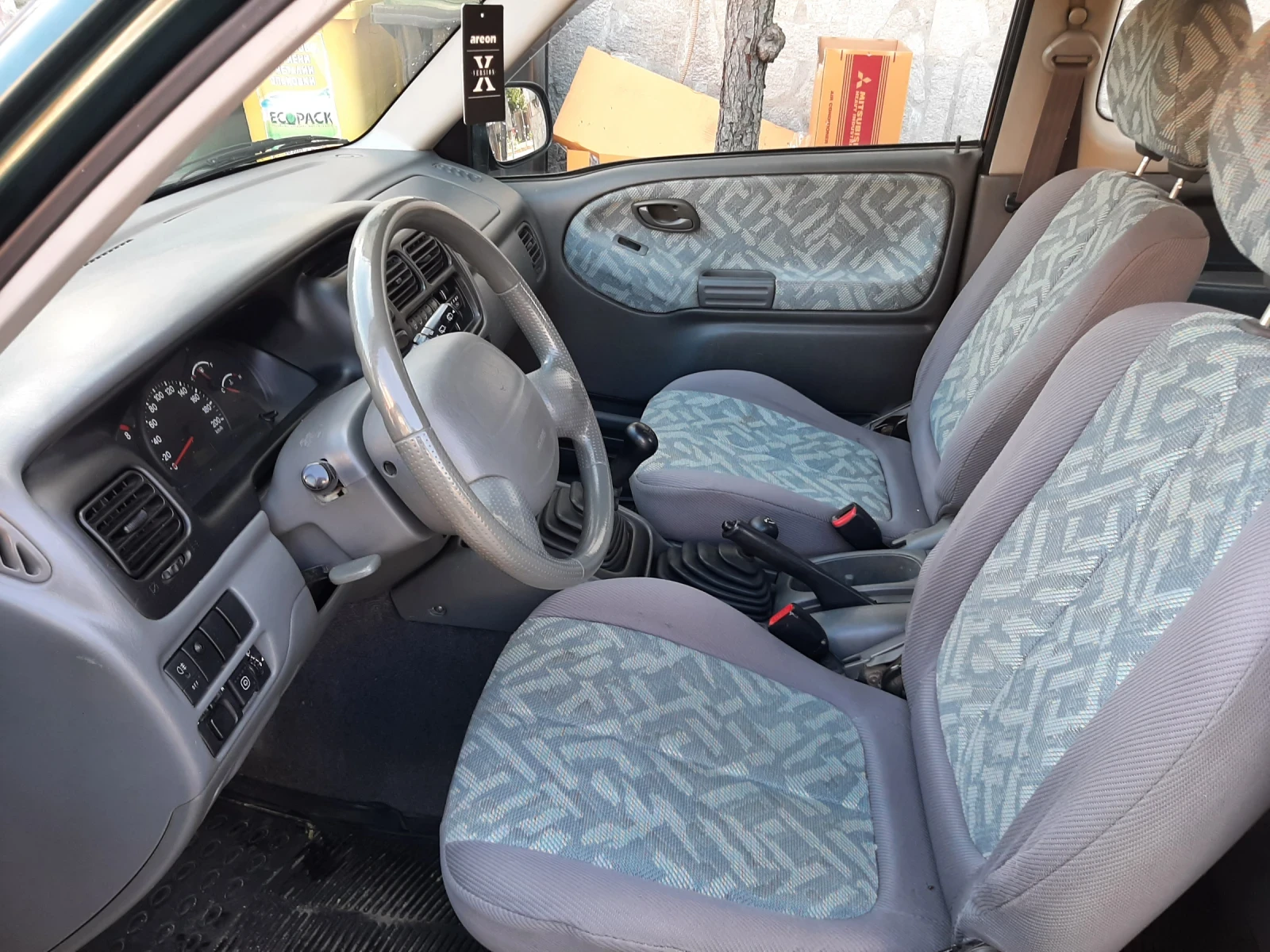 Suzuki Grand vitara, снимка 8 - Автомобили и джипове - 54884812