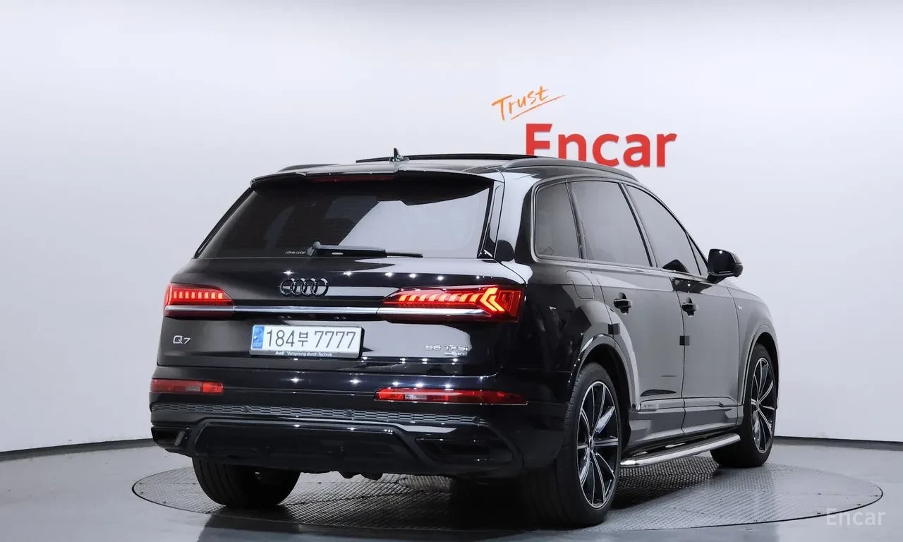 Audi Q7 MATRIX* DIS* S-LINE* PANO* ОБДУХ* HUD* МАСАЖ* 360*, снимка 4 - Автомобили и джипове - 55087047