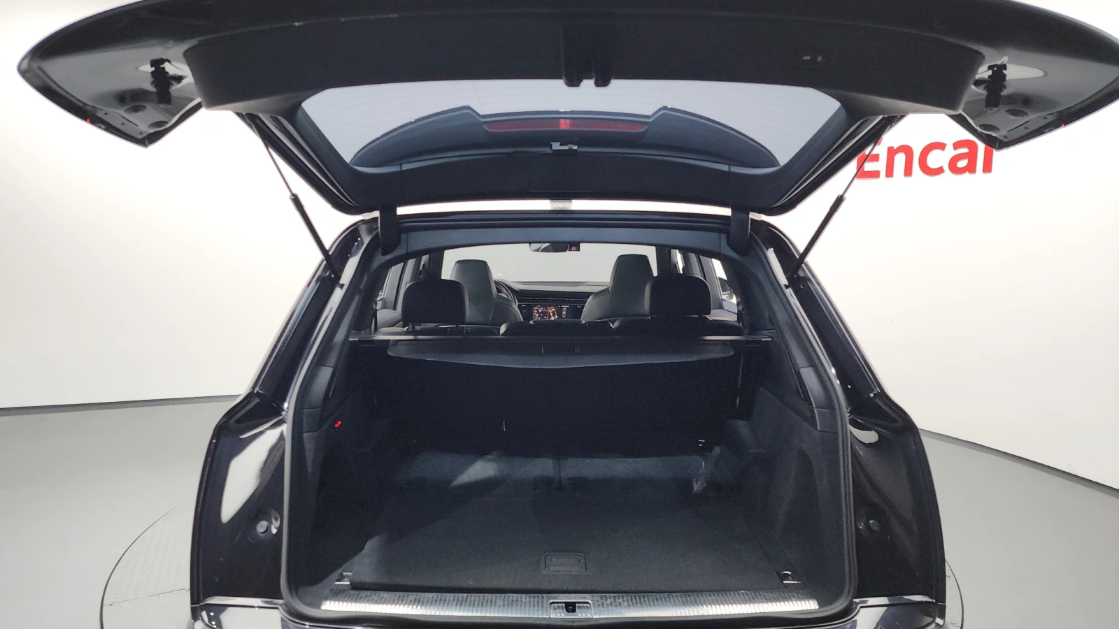 Audi Q7 MATRIX* DIS* S-LINE* PANO* ОБДУХ* HUD* МАСАЖ* 360*, снимка 17 - Автомобили и джипове - 55087047