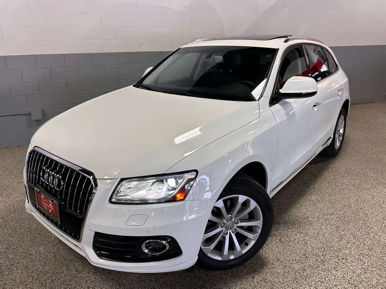 Audi Q5 * QUATTRO PROGRESSIV 2.0T/NAVIGATION/LEATHER/KEYLE