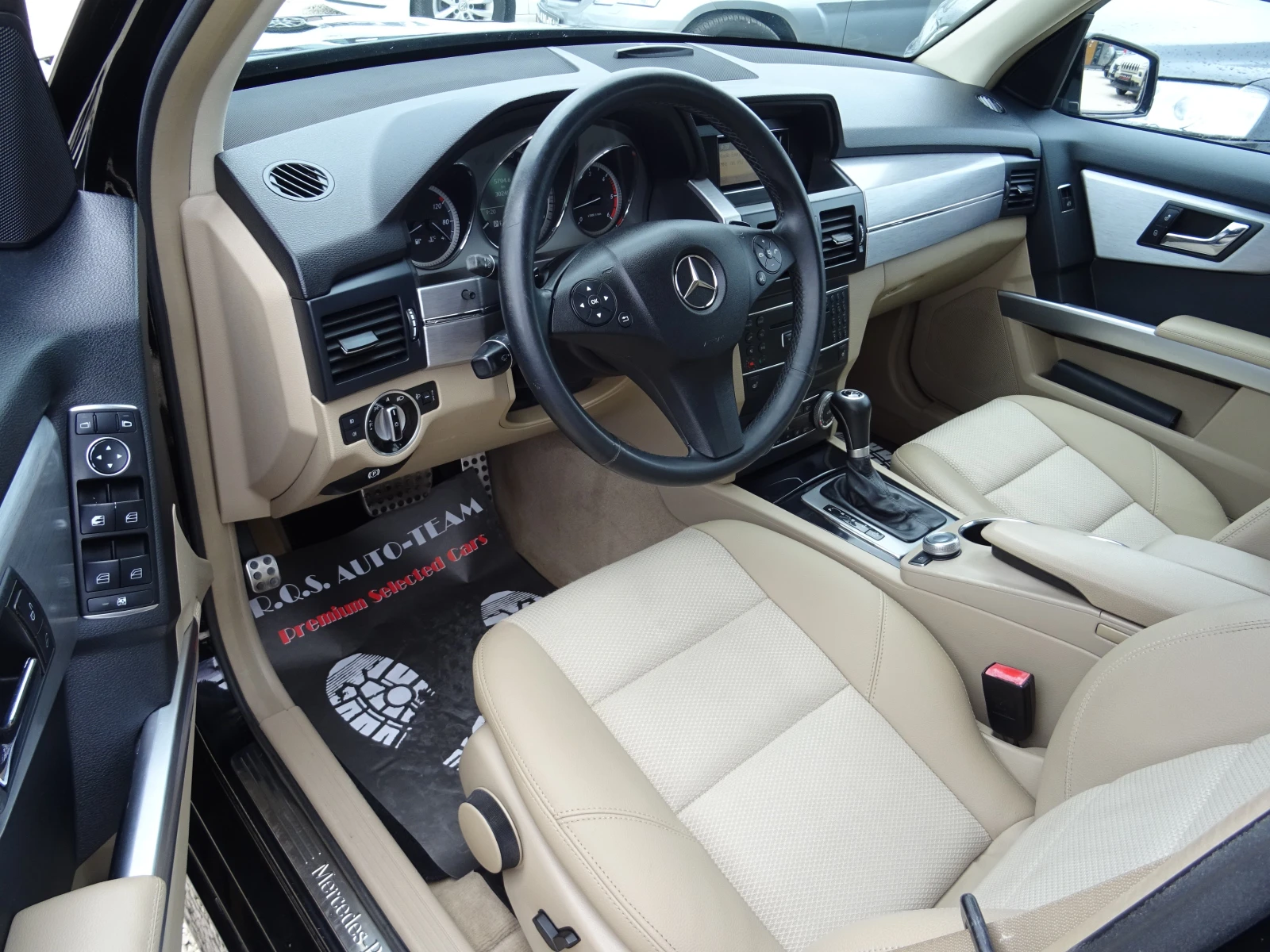 Mercedes-Benz GLK 220CDI 4MATIC, снимка 9 - Автомобили и джипове - 56231991