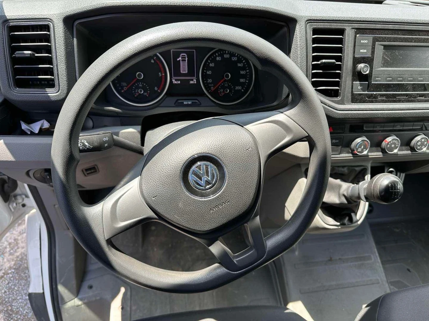 VW Crafter 35 Kasten XL TDI 16.4 m3 предно - изображение 8