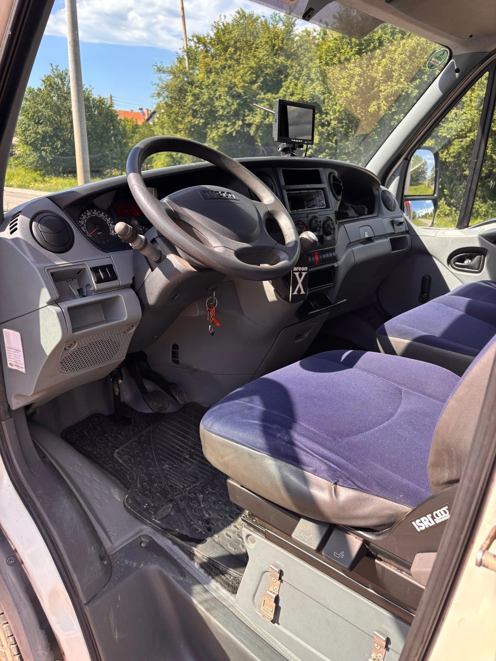 Iveco Daily, снимка 4 - Бусове и автобуси - 54699445