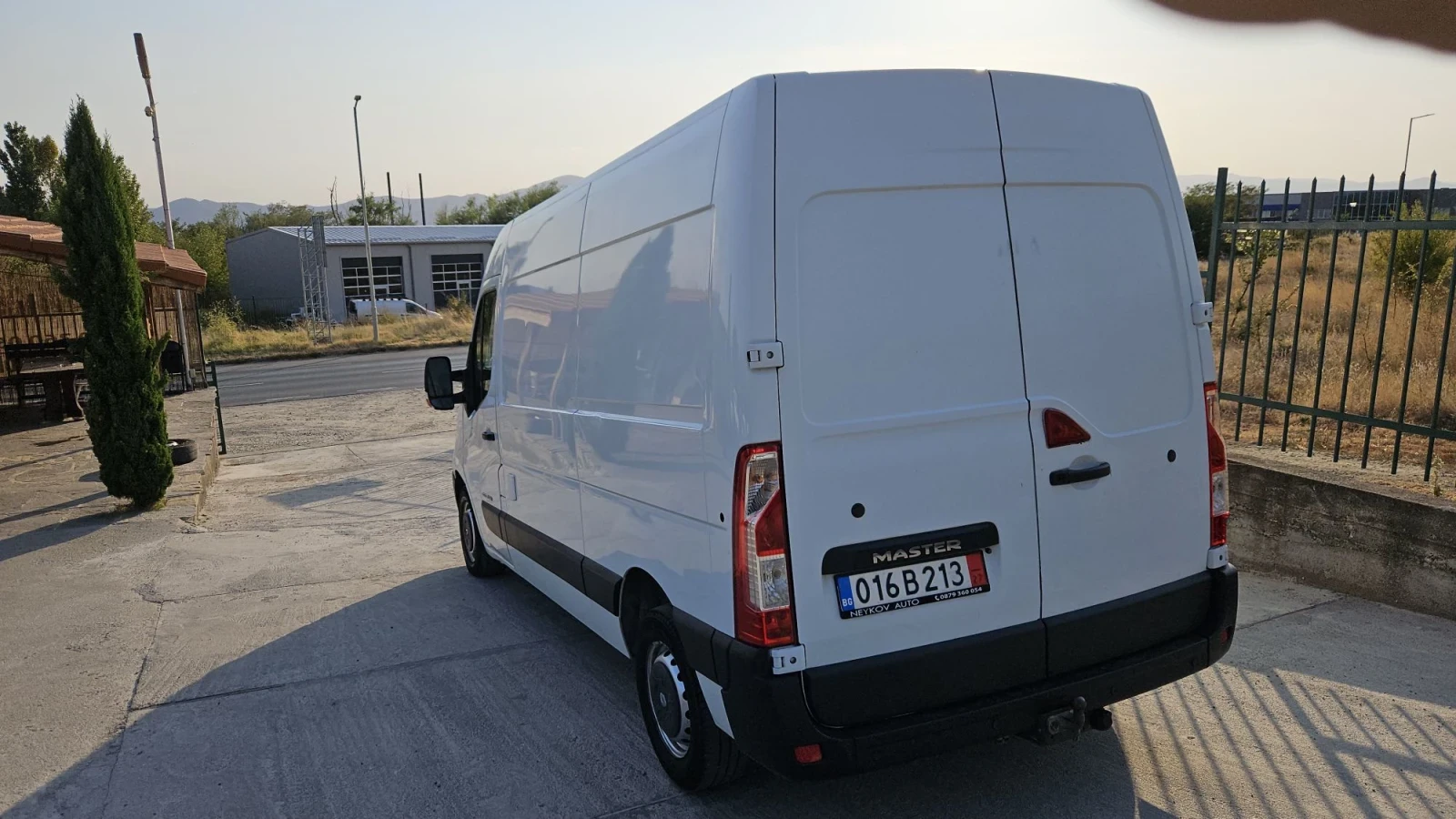 Renault Master Klimatik, снимка 5 - Бусове и автобуси - 56106823