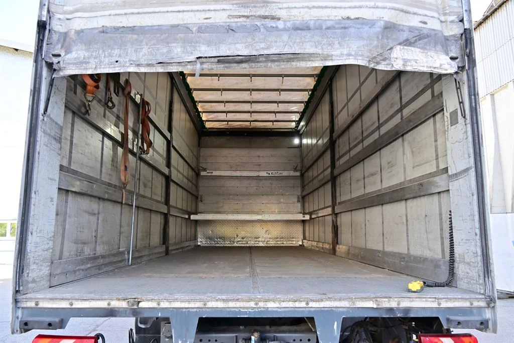 Mercedes-Benz Actros 1843 Борд, сервизна книжка, снимка 7 - Камиони - 54200294