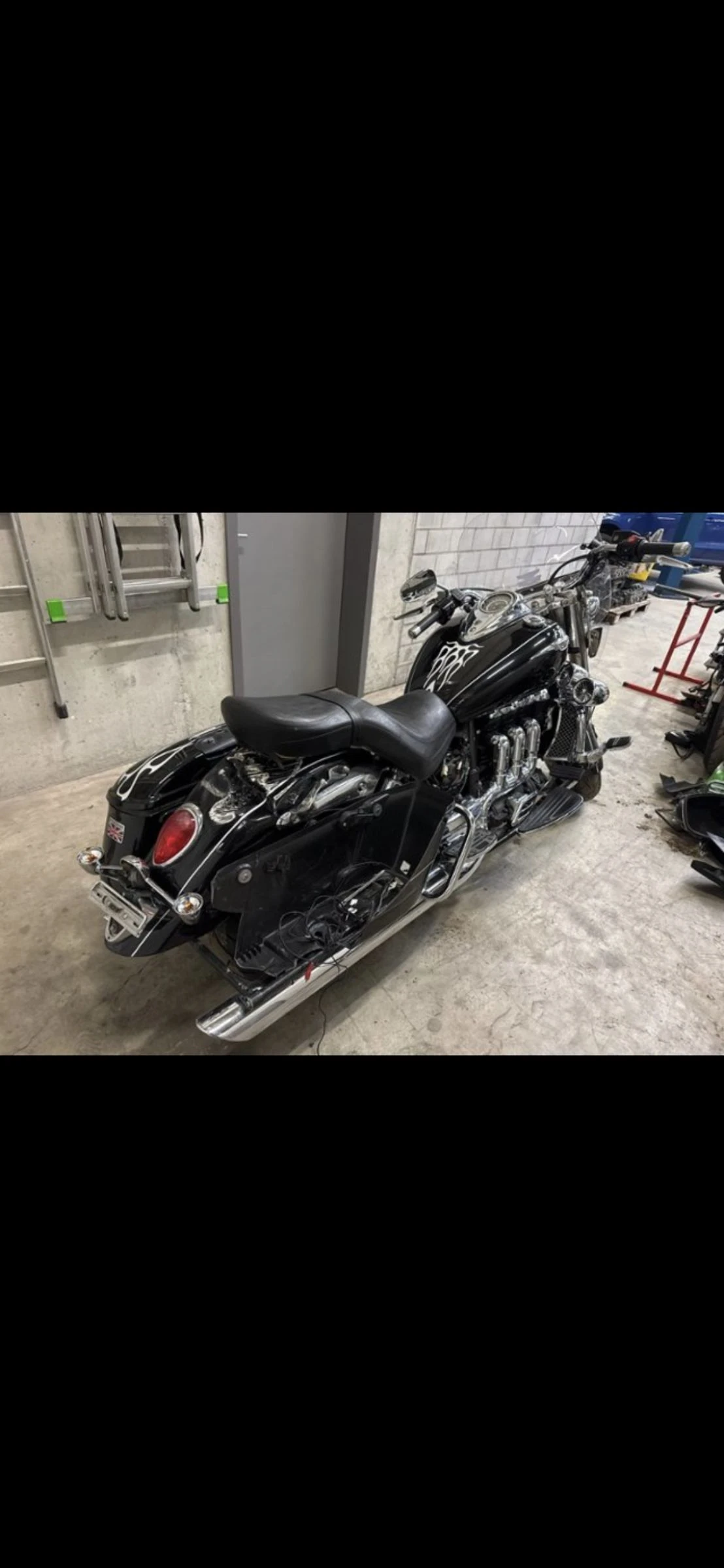 Triumph Rocket 3 - изображение 9