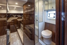 Моторна яхта Fairline 45GT, снимка 14 - Воден транспорт - 41922744