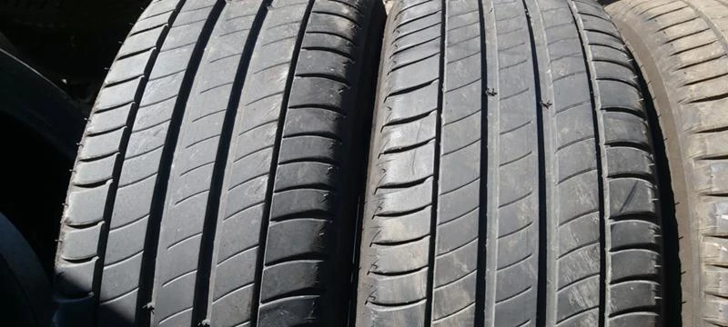 Гуми Летни 205/55R17, снимка 2 - Гуми и джанти - 33988299