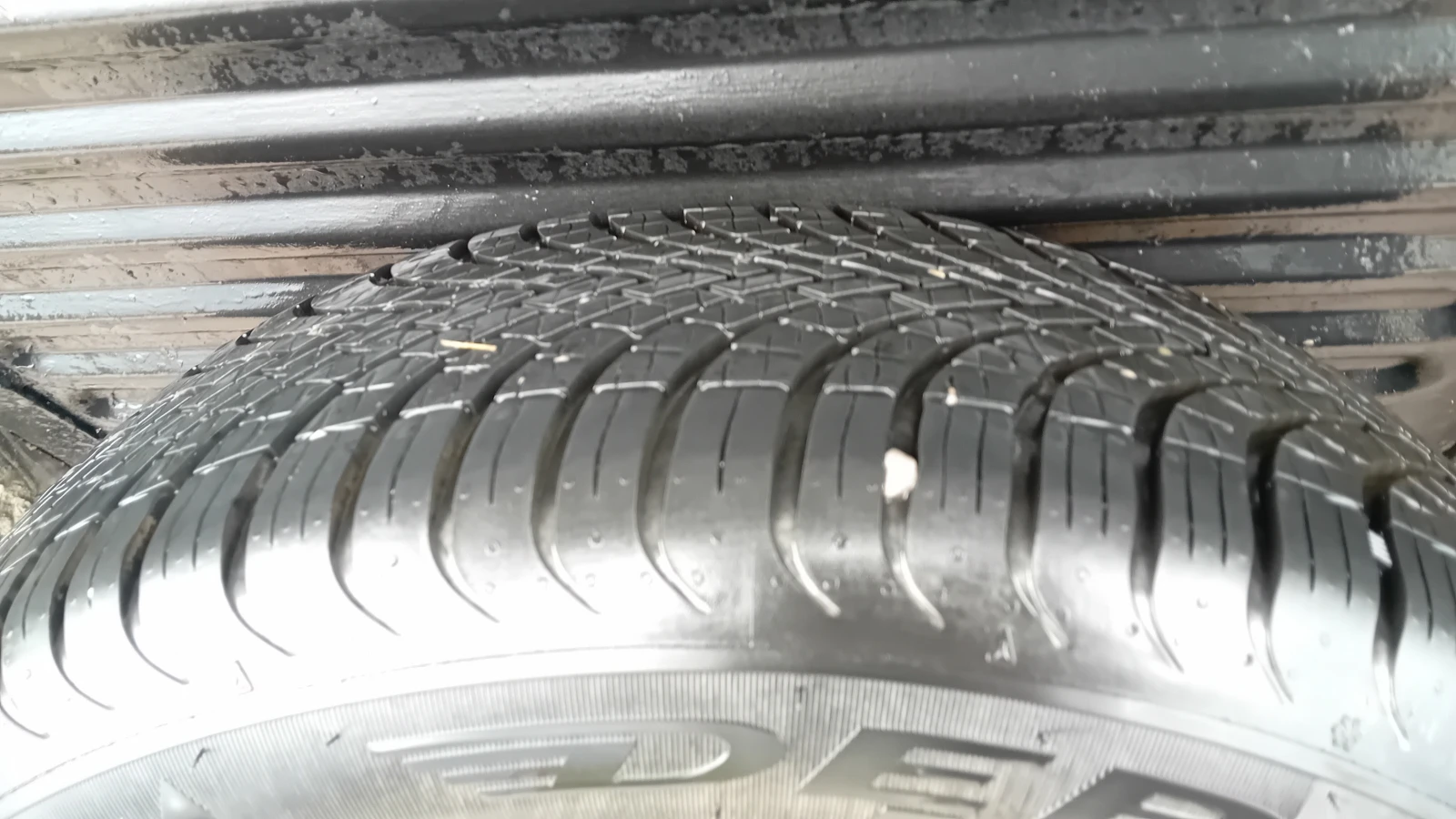 Гуми с джанти Други 195/65R15, снимка 5 - Гуми и джанти - 54478108