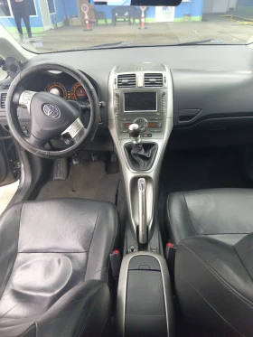 Toyota Auris 2.2 D-CAT 177 hp 6 скорости Навигация, снимка 16