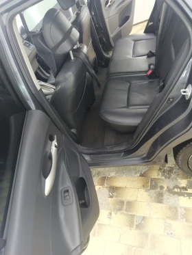 Toyota Auris 2.2 D-CAT 177 hp 6 скорости Навигация, снимка 12