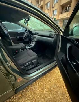 VW Passat - 3550 € / 6943.20 лв. - 41583002 6