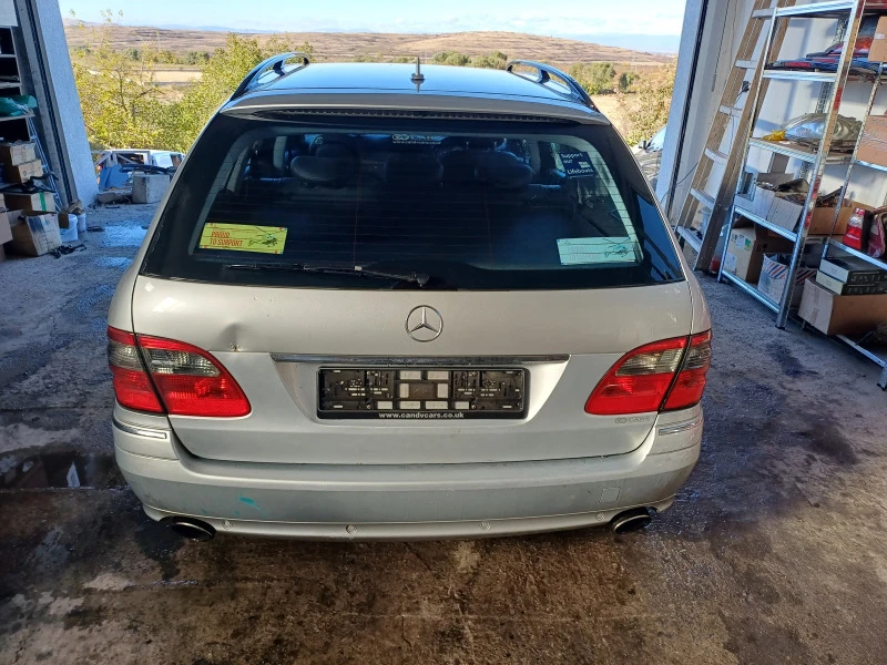 Mercedes-Benz E 320 3.2V6 cdi, снимка 11 - Автомобили и джипове - 47458298