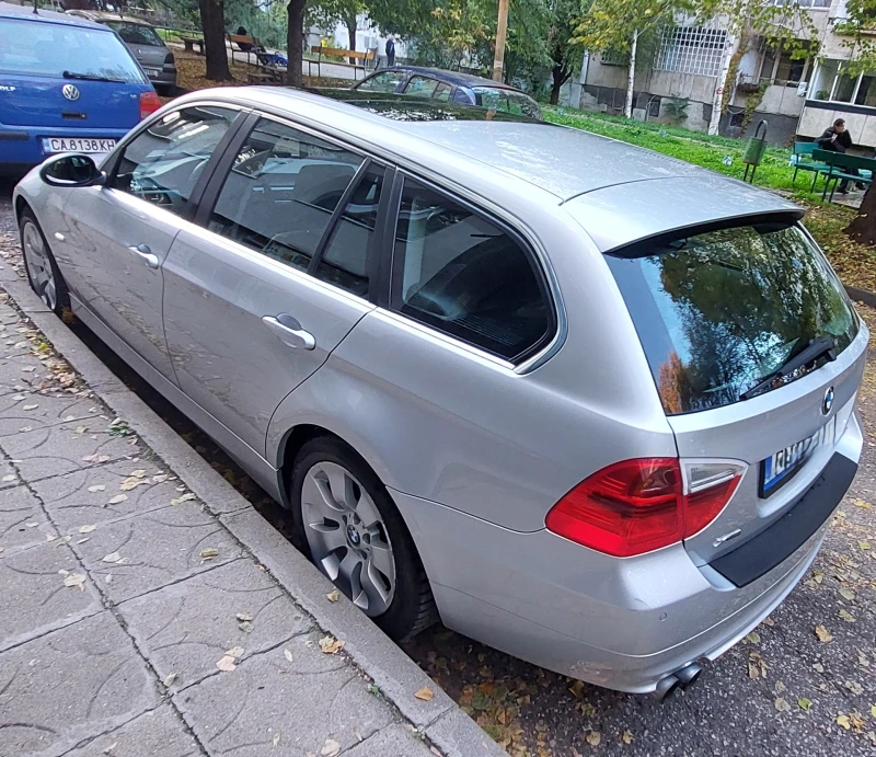 BMW 330 xi, снимка 8 - Автомобили и джипове - 47739444